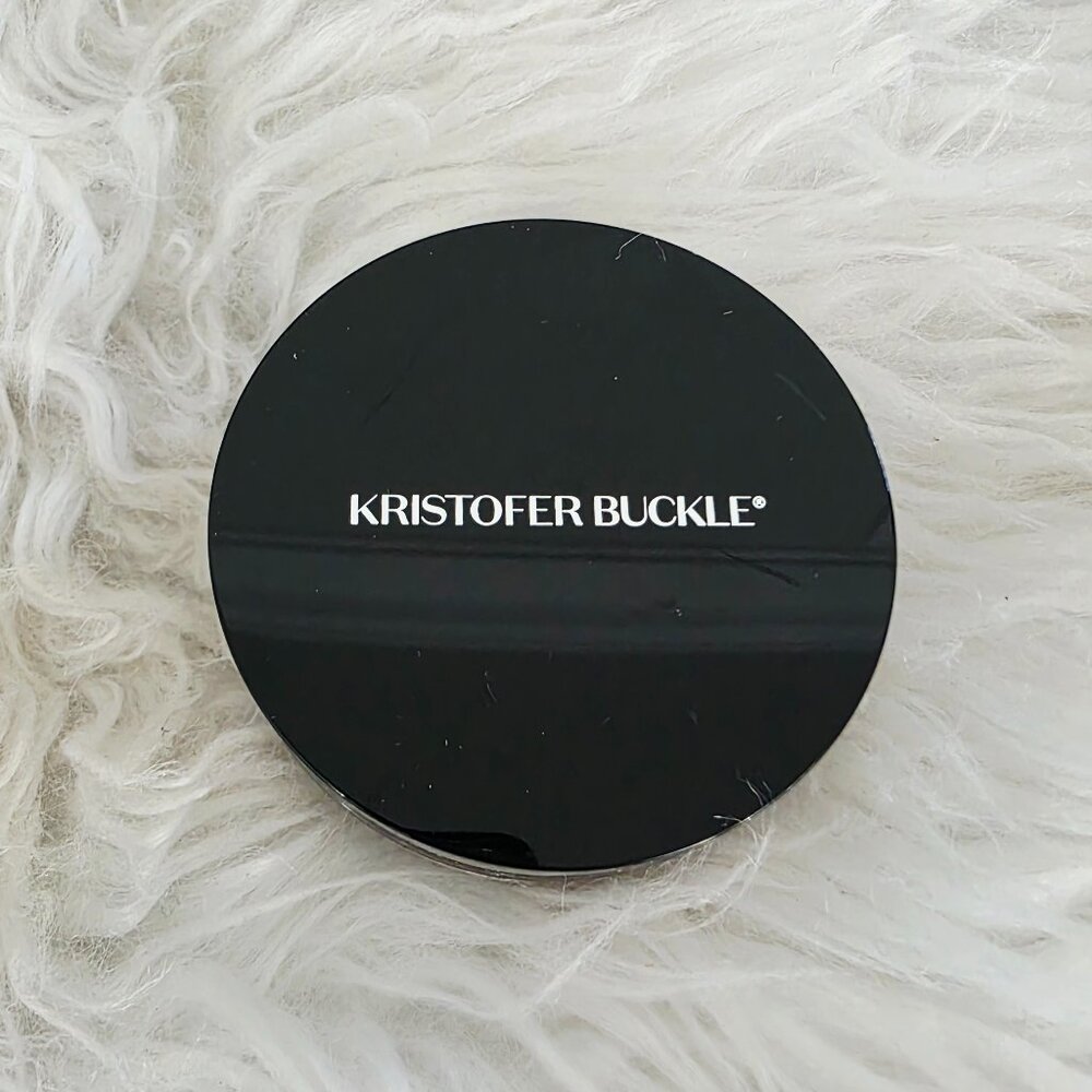 NWT Kristofer Buckle Translucent Loose Setting Powder 10.4 G